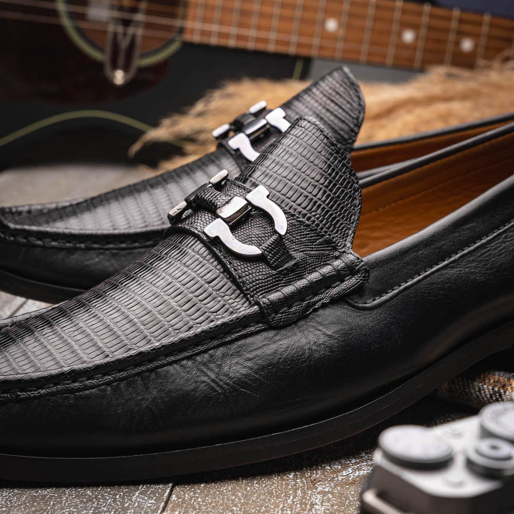 Enzo Black