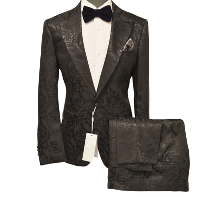 GR CLOTHING GRP DBA ROSSI XTUS RM1924 / SM ROSSIMAN TAILORED-FIT TUXEDO/LUKE